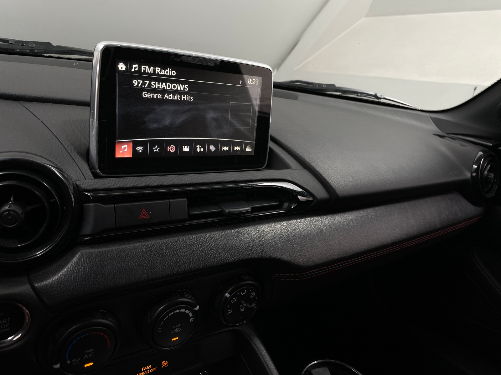 Thumbnail: 2016 Mazda MX-5 Miata - 4