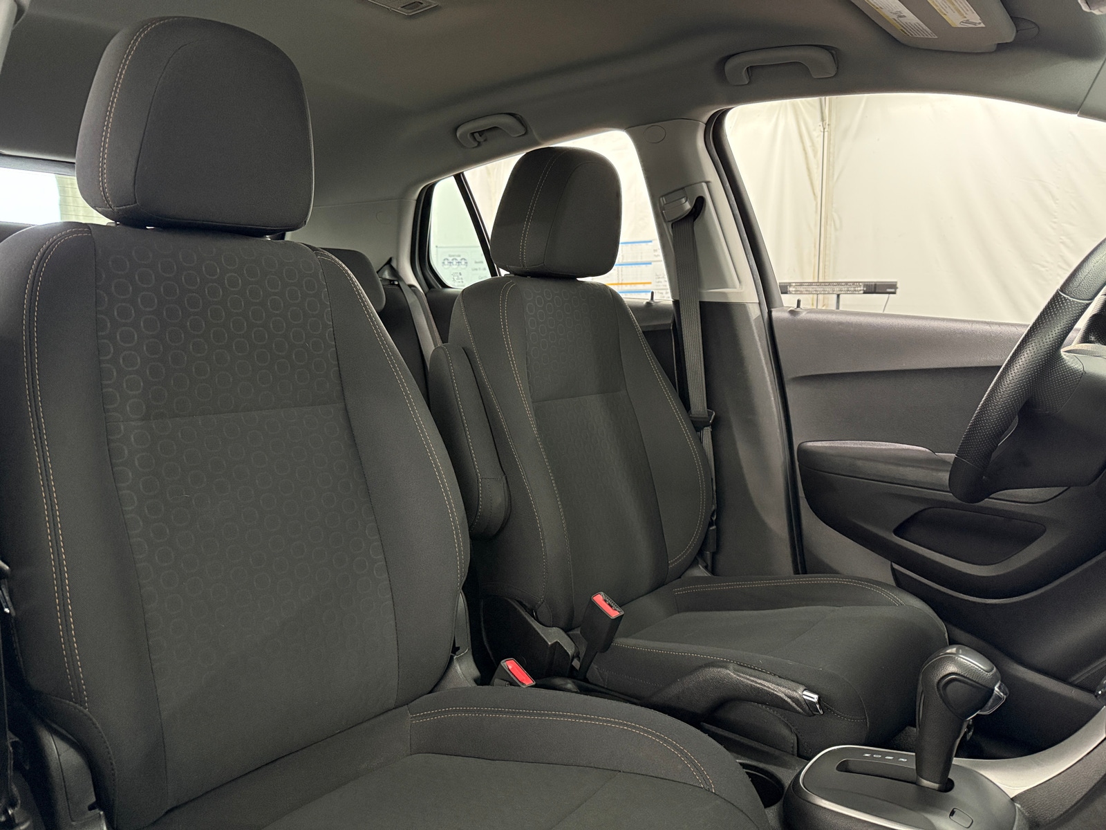 Thumbnail: 2019 Chevrolet Trax - 2