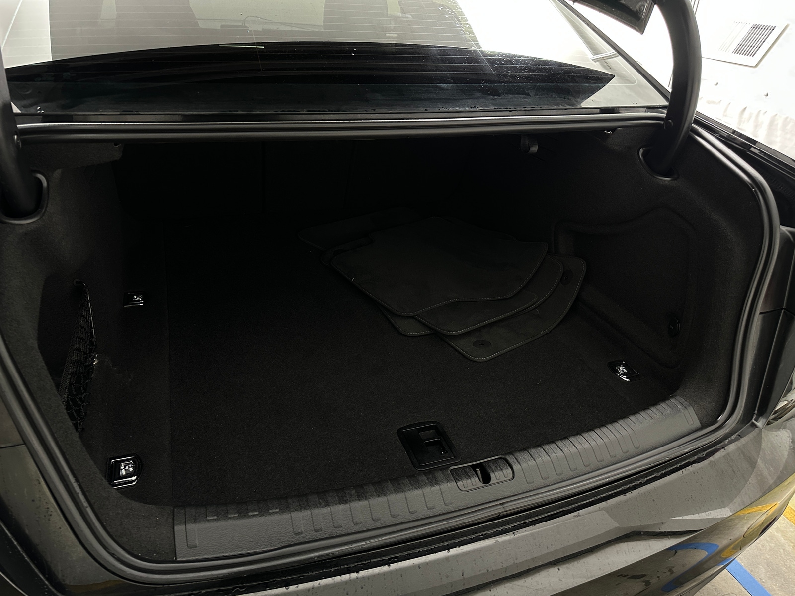 Thumbnail: 2024 Audi A6 - 6