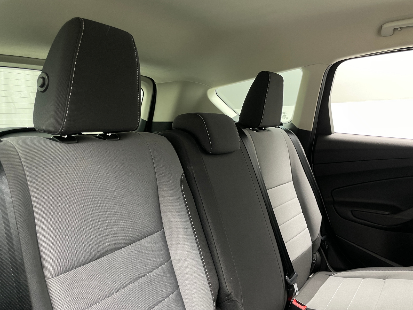 Thumbnail: 2017 Ford Escape - 6