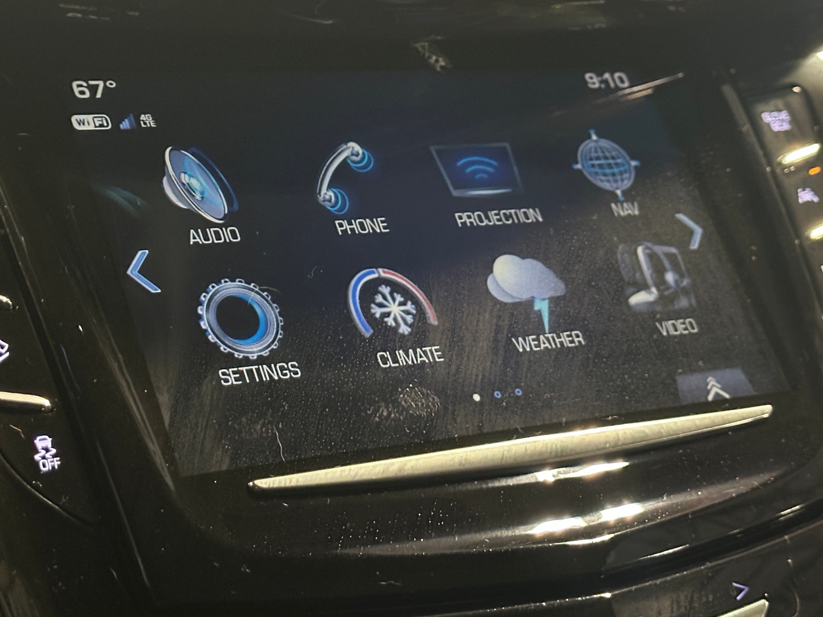 Thumbnail: 2019 Cadillac Escalade - 3