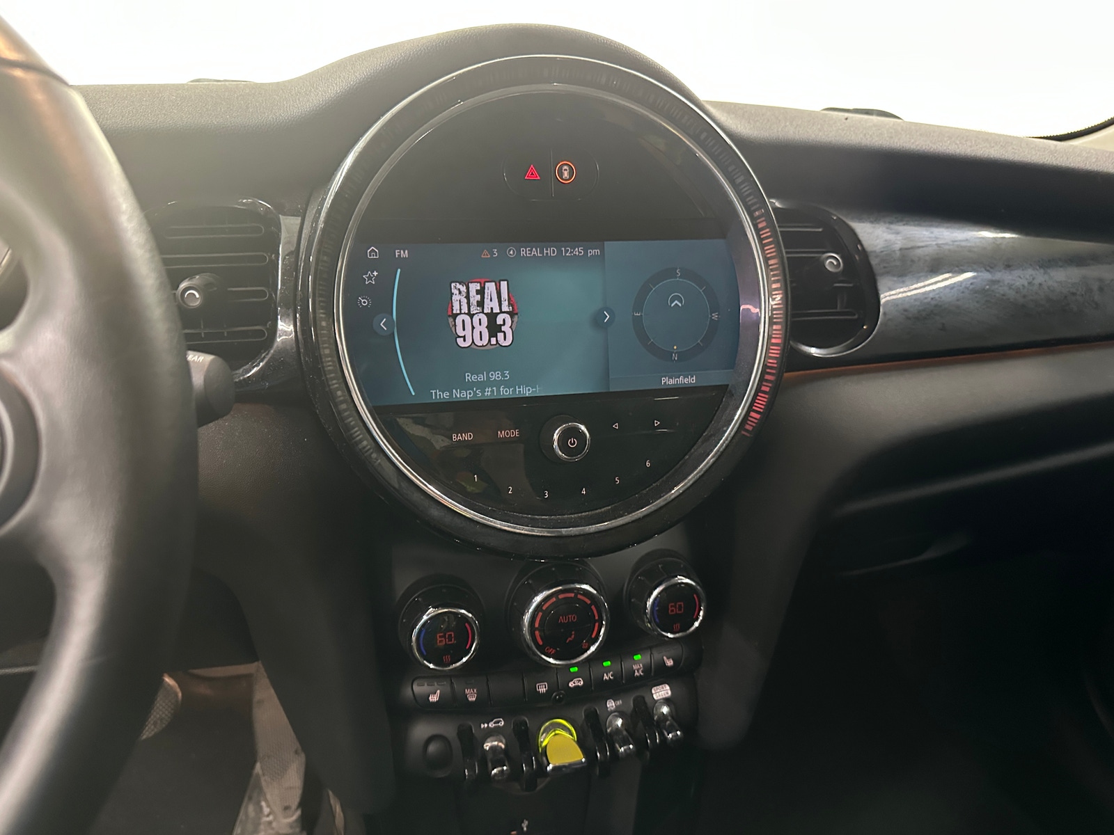 Thumbnail: 2022 MINI Cooper Hardtop - 3