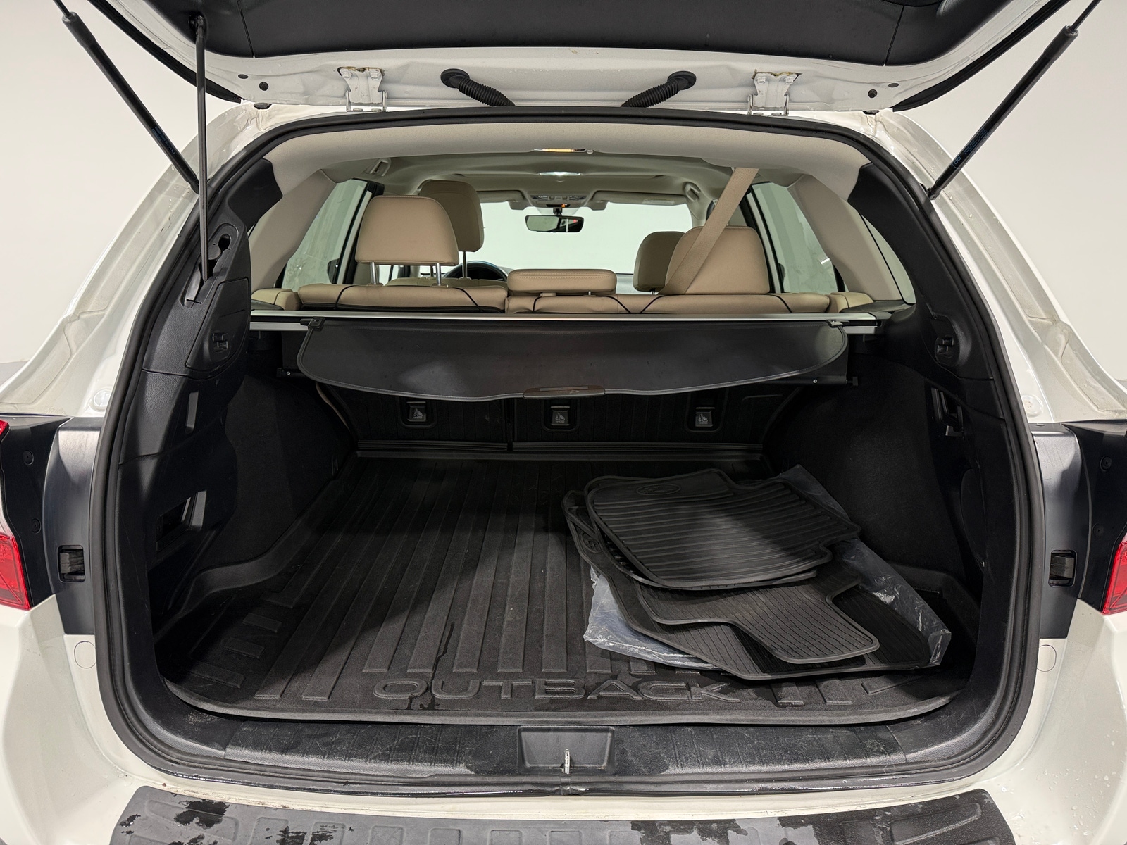 Thumbnail: 2018 Subaru Outback - 6