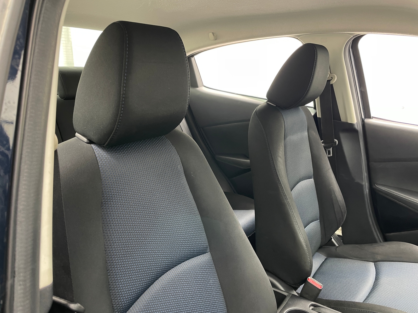 Thumbnail: 2017 Toyota Yaris iA - 2