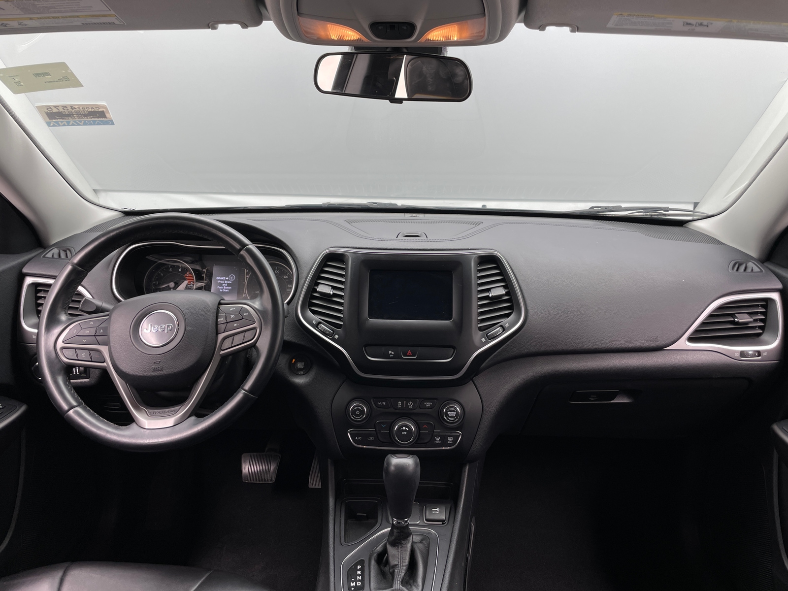 Thumbnail: 2019 Jeep Cherokee - 3