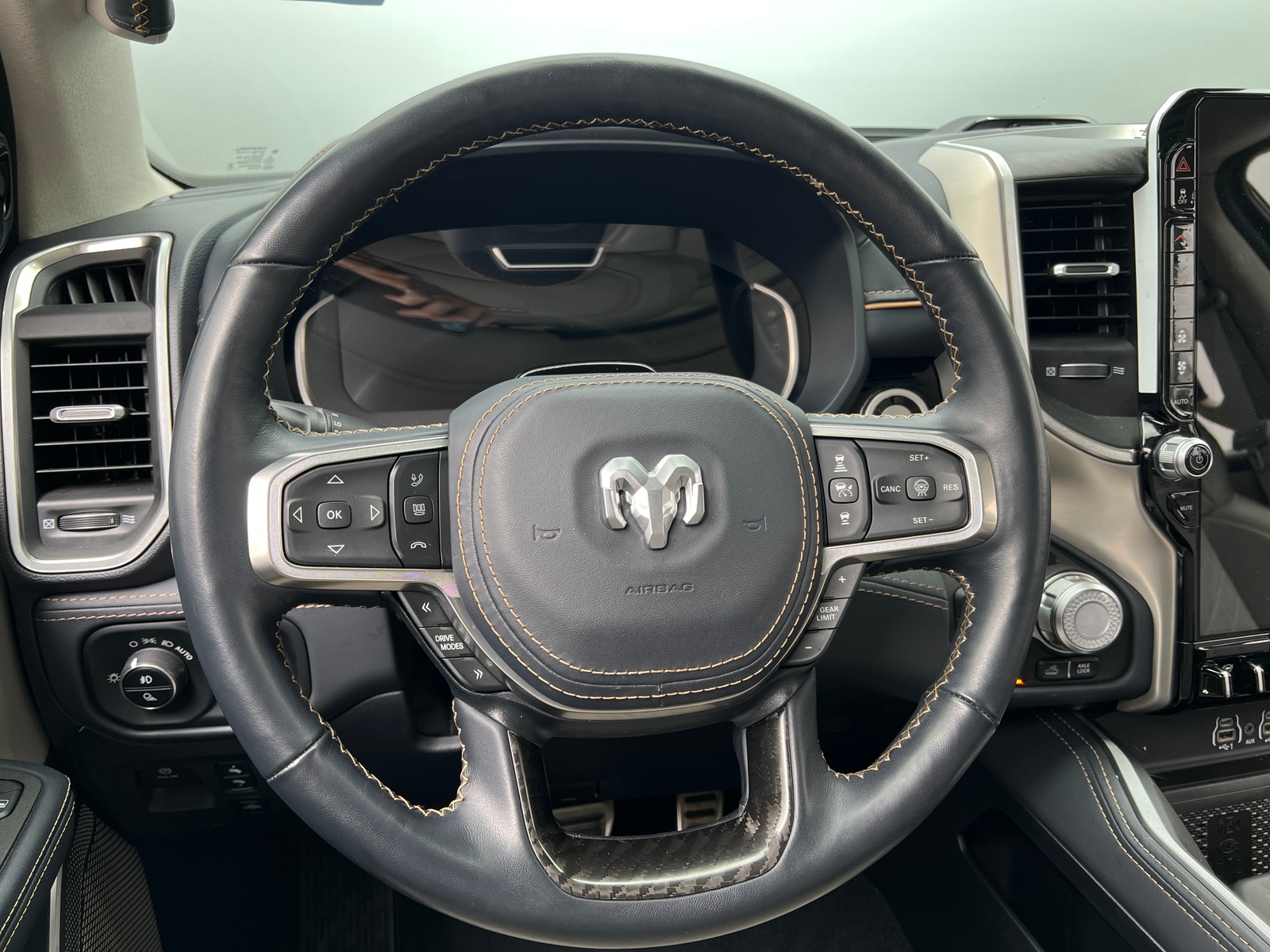 Thumbnail: 2025 RAM 1500 - 4