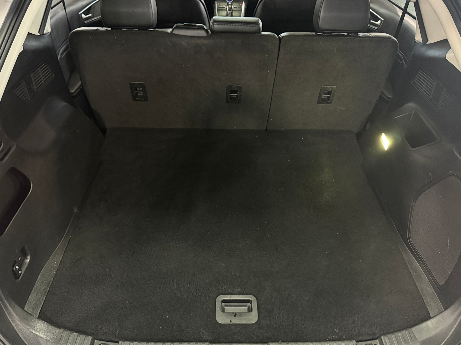 Thumbnail: 2015 Ford Edge - 6