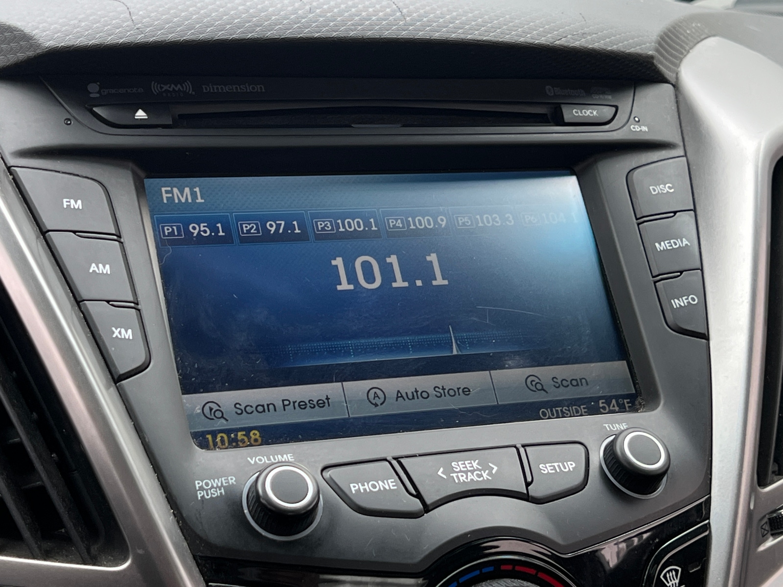 Thumbnail: 2016 Hyundai Veloster - 3