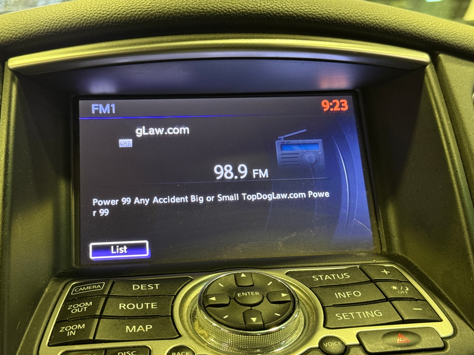 Thumbnail: 2017 INFINITI QX50 - 3