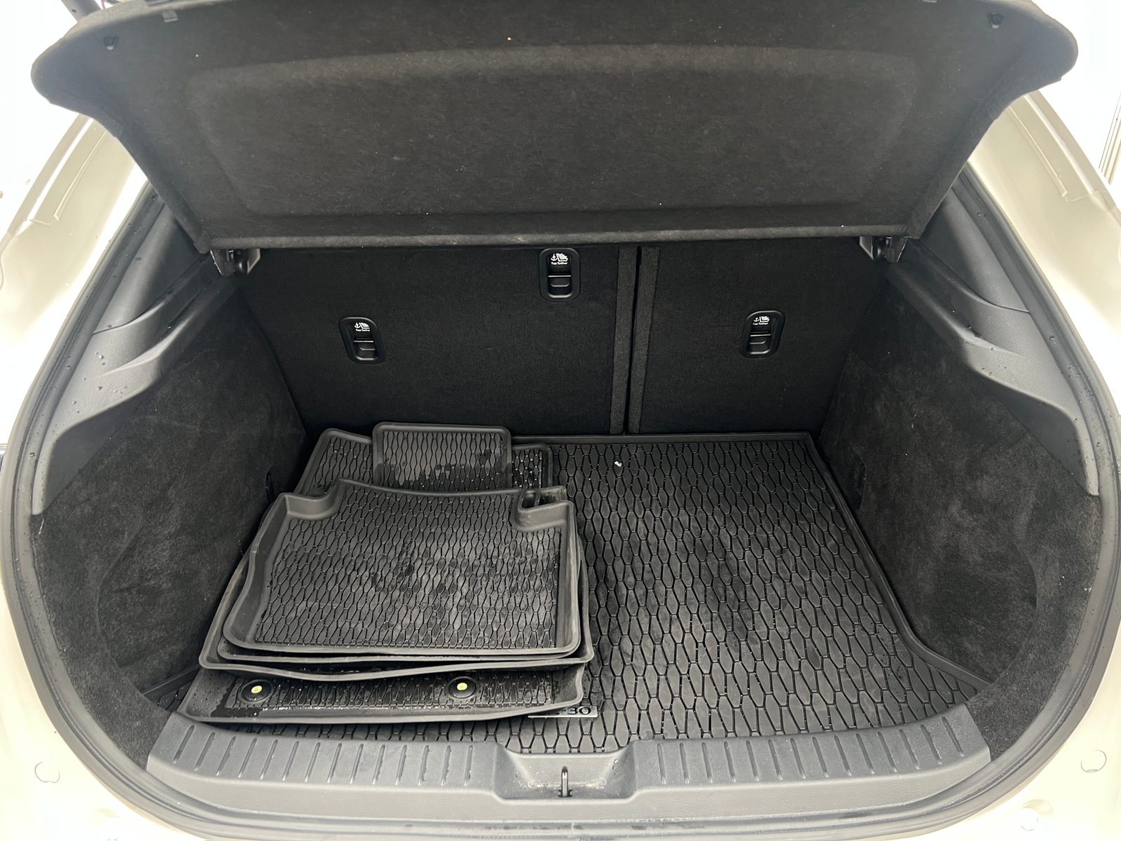 Thumbnail: 2023 Mazda CX-30 - 6