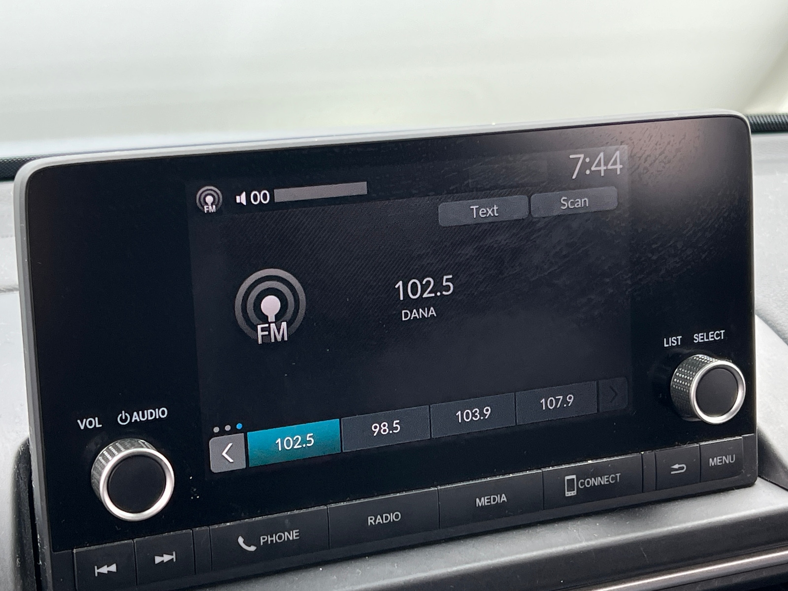 Thumbnail: 2024 Honda Pilot - 4