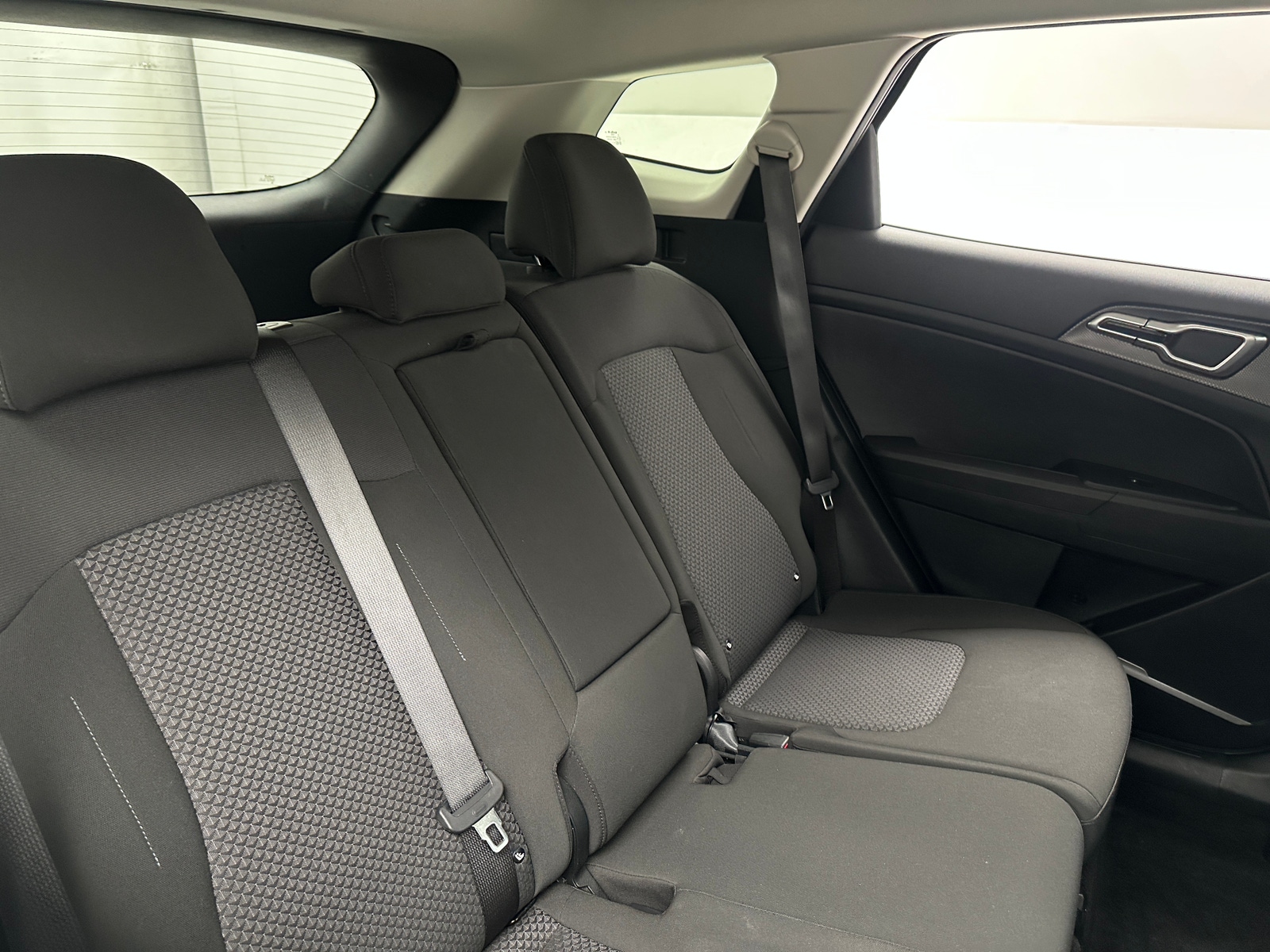 Thumbnail: 2025 Kia Sportage - 6