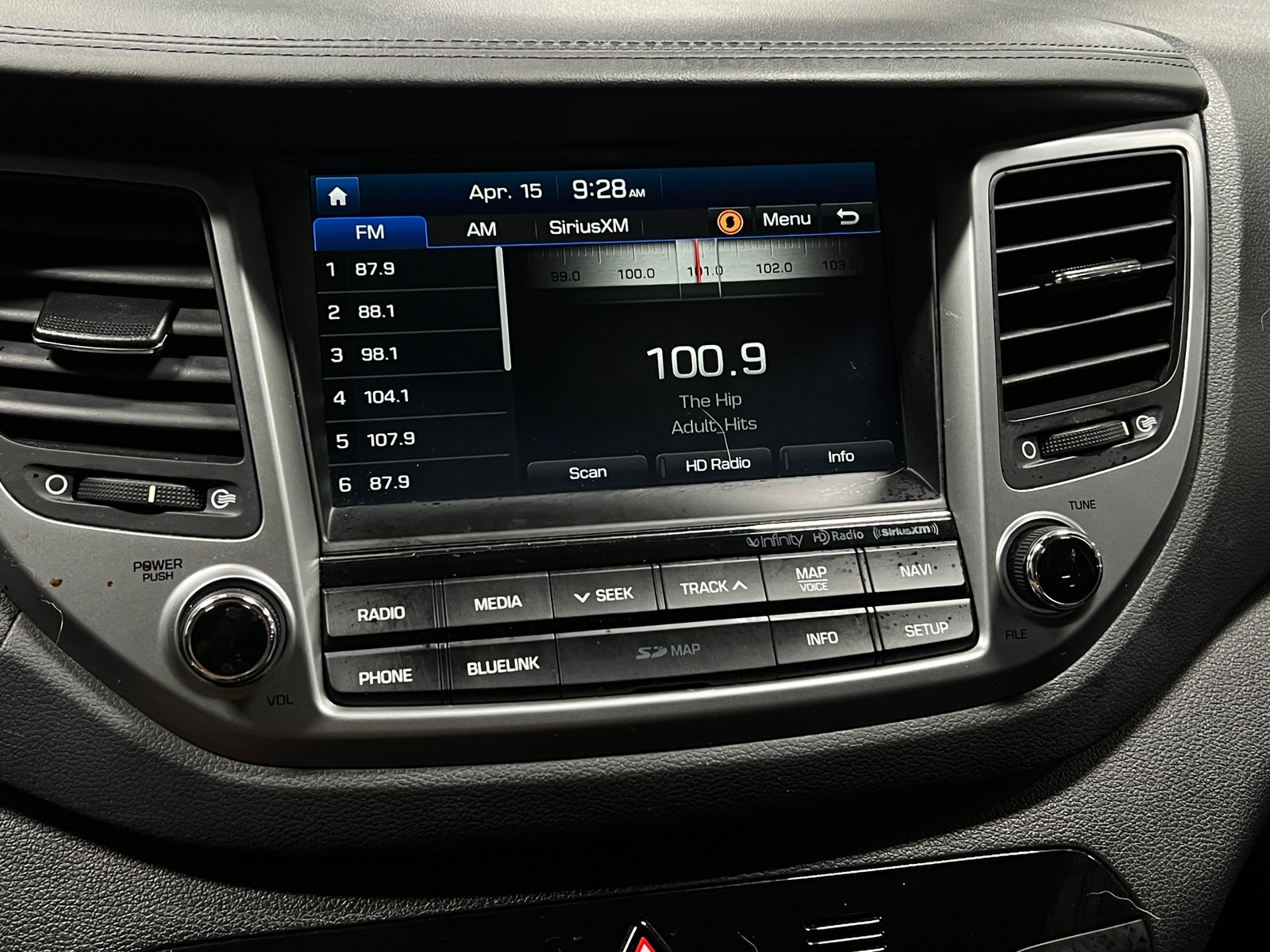 Thumbnail: 2017 Hyundai Tucson - 3