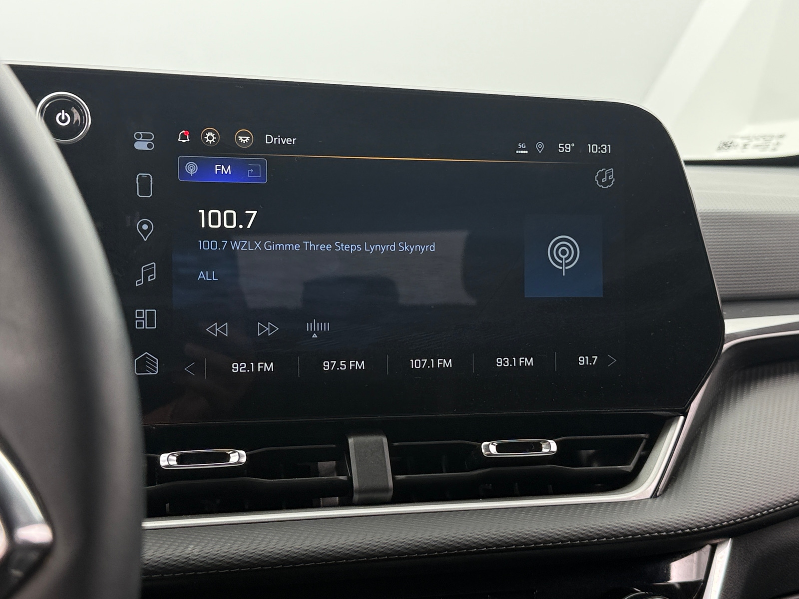 Thumbnail: 2025 Chevrolet Equinox - 4