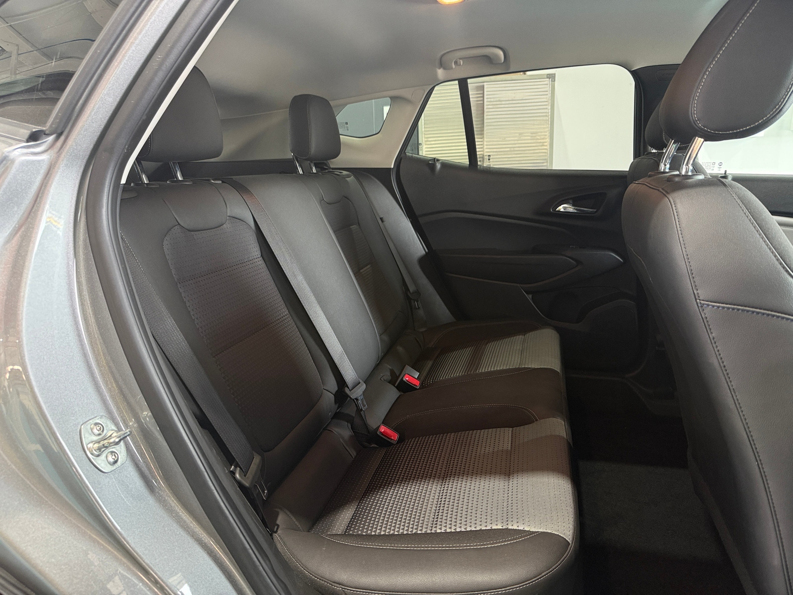 Thumbnail: 2025 Chevrolet Trax - 6