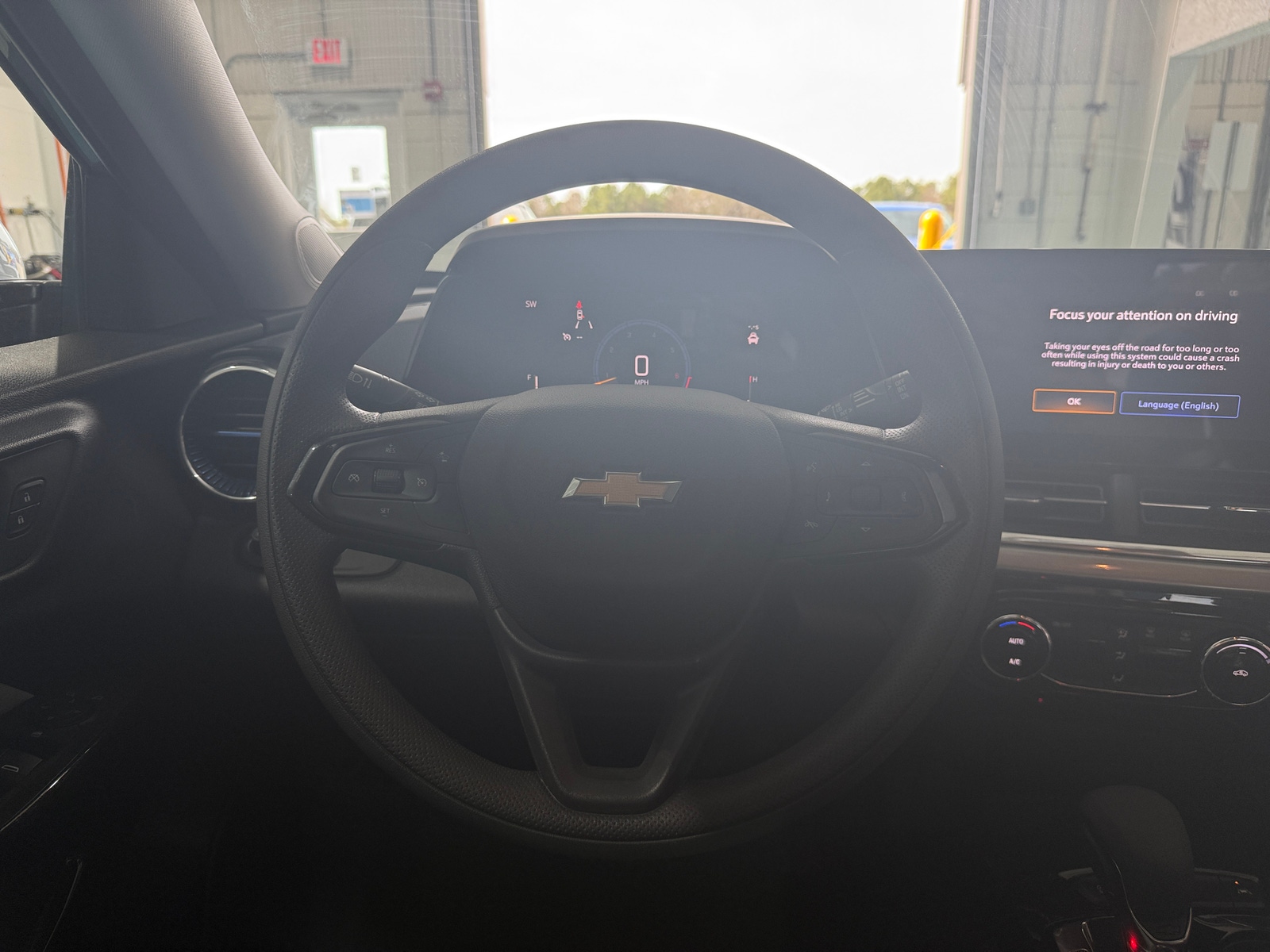 Thumbnail: 2025 Chevrolet Trax - 5