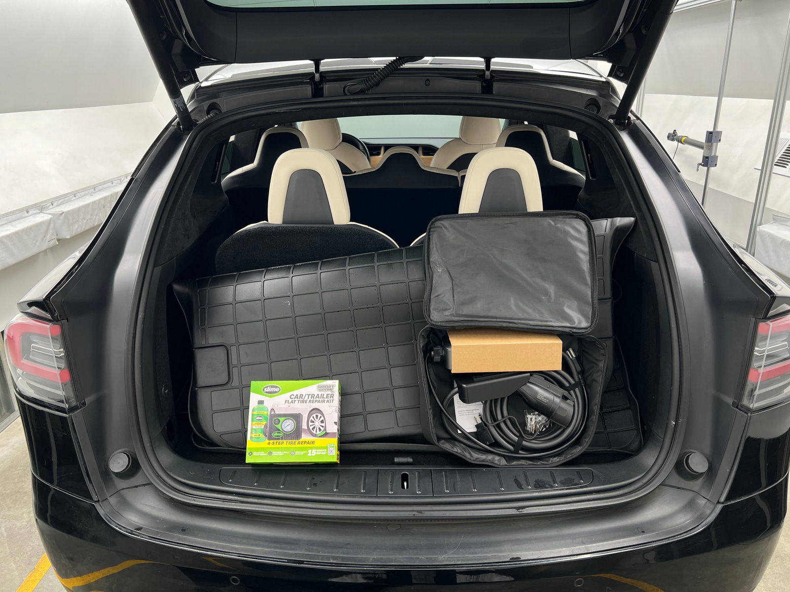 Thumbnail: 2020 Tesla Model X - 6