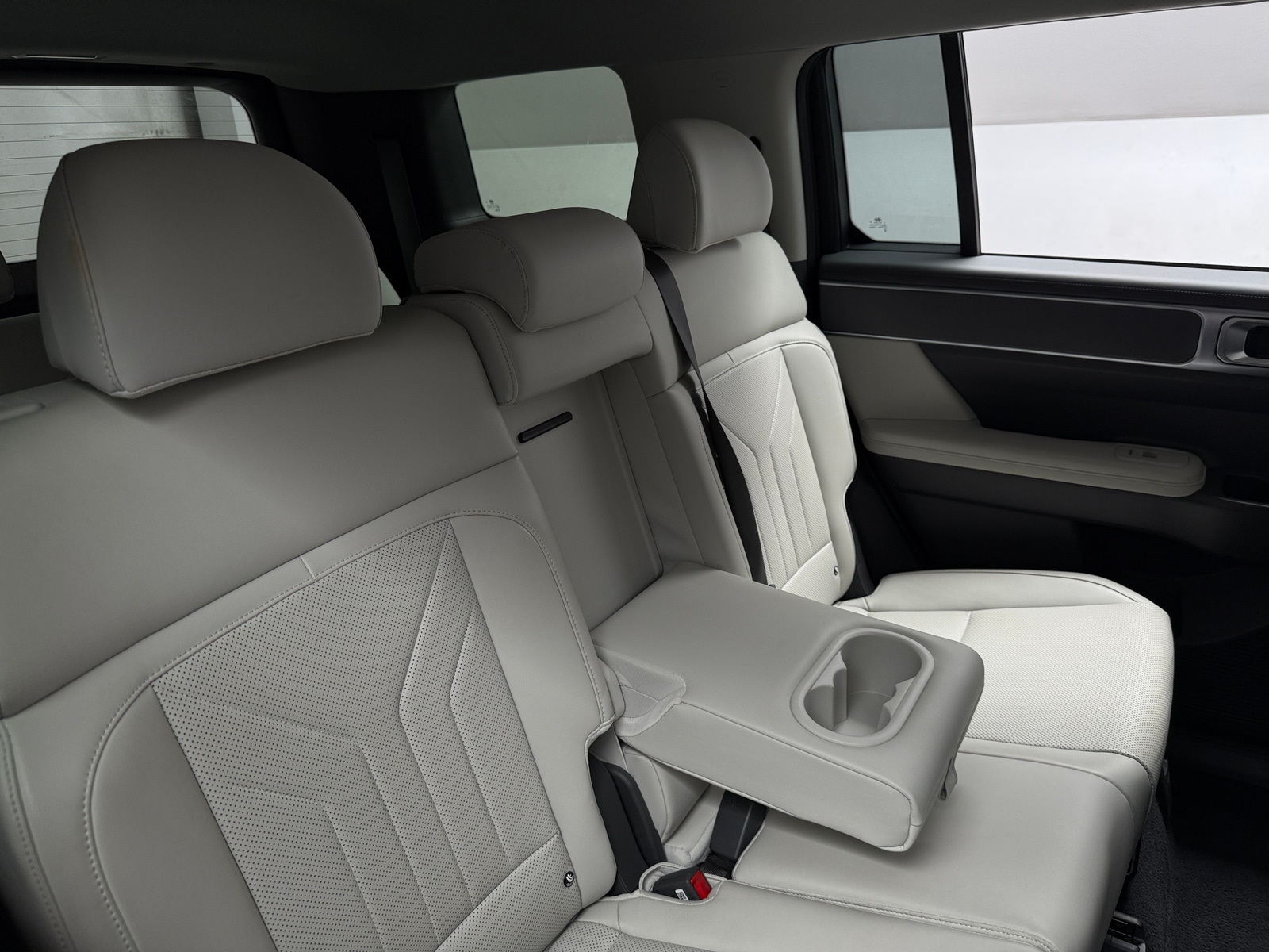 Thumbnail: 2025 Hyundai Santa Fe - 5