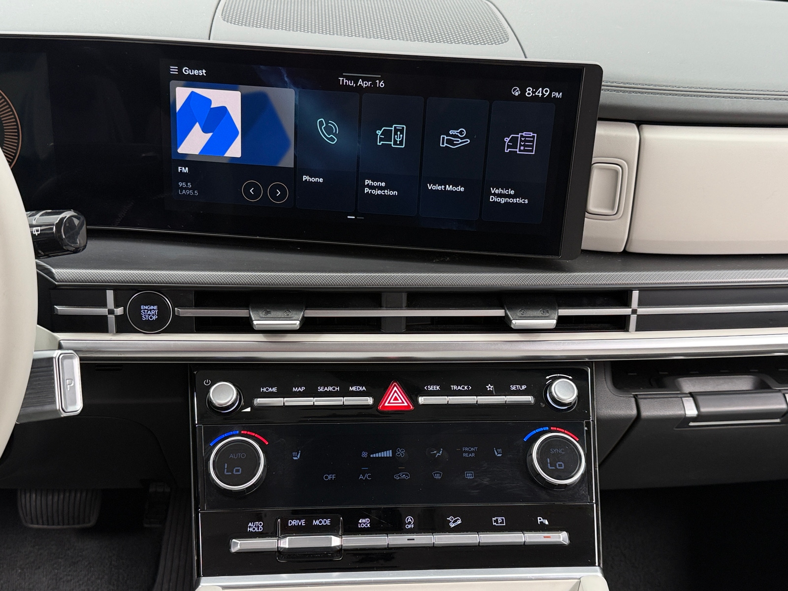 Thumbnail: 2025 Hyundai Santa Fe - 3