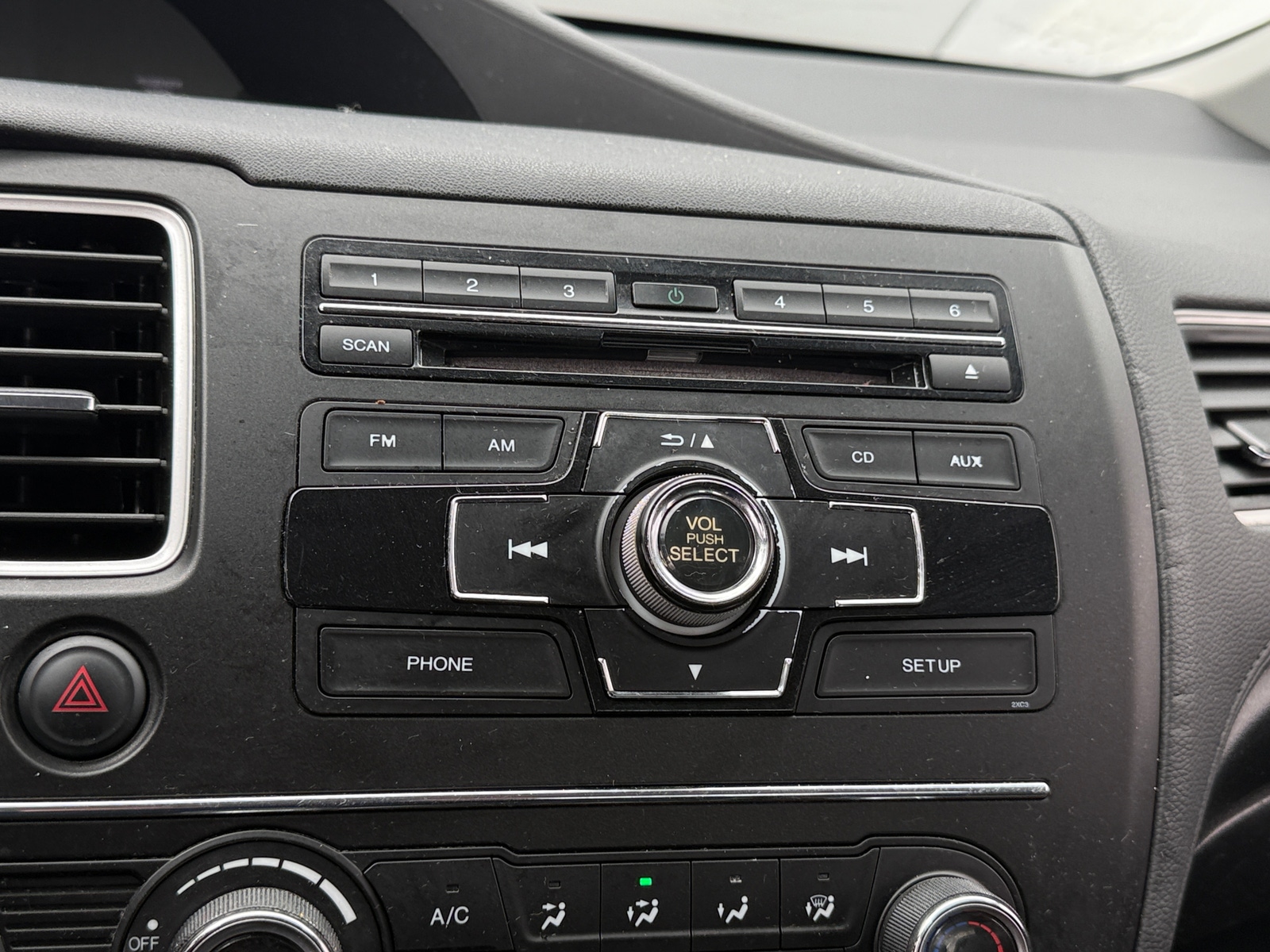 Thumbnail: 2015 Honda Civic - 4