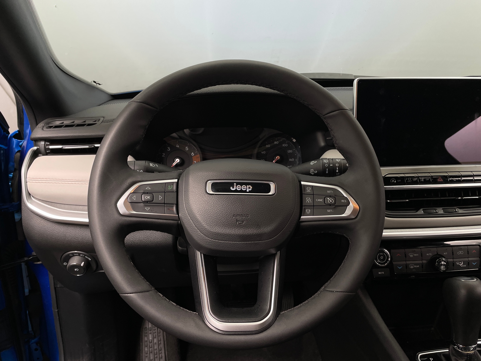 Thumbnail: 2025 Jeep Compass - 4