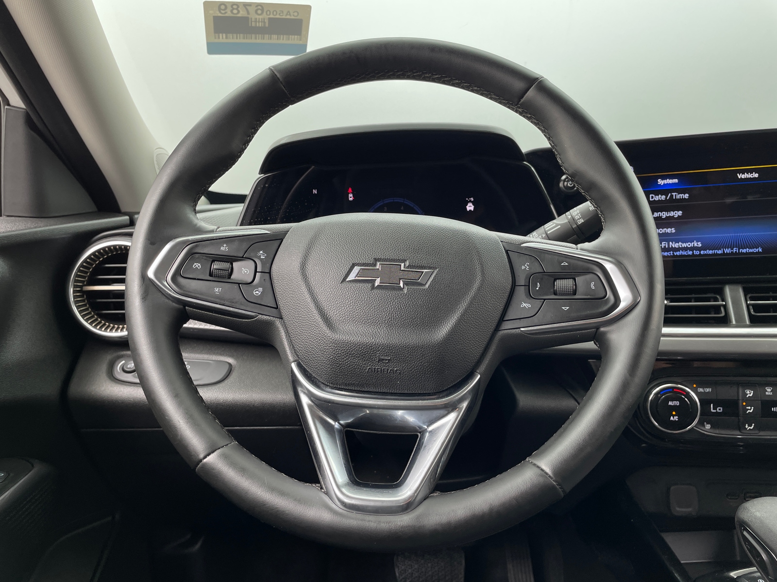 Thumbnail: 2025 Chevrolet Trax - 4