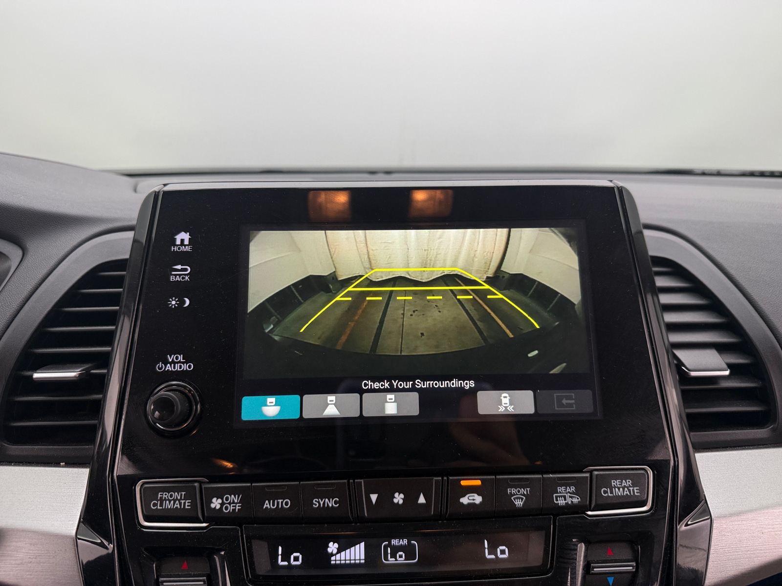 Thumbnail: 2018 Honda Odyssey - 3