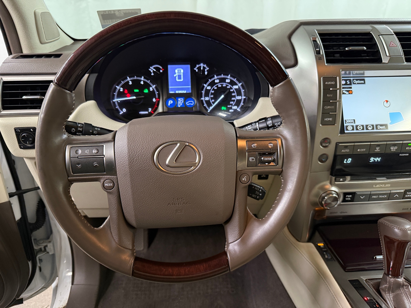Thumbnail: 2019 Lexus GX - 4