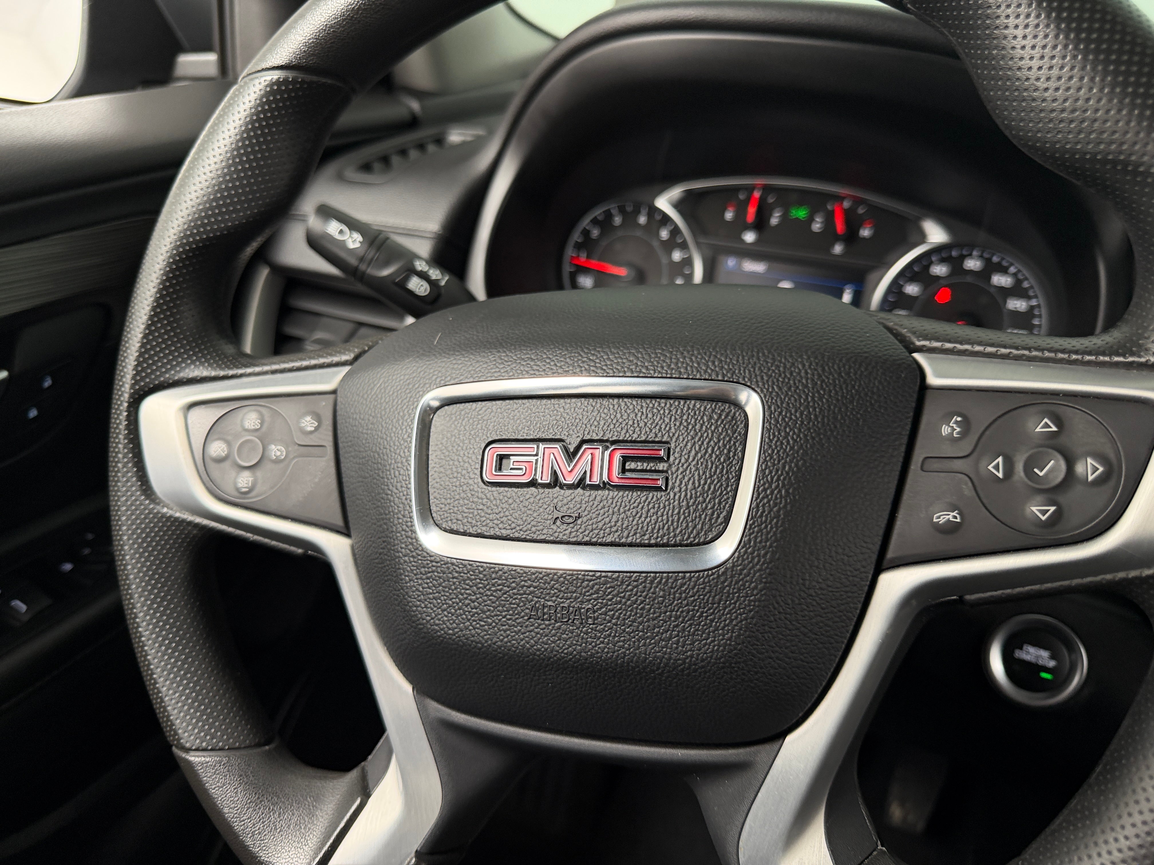 2024 GMC Terrain SLE - Photo 7