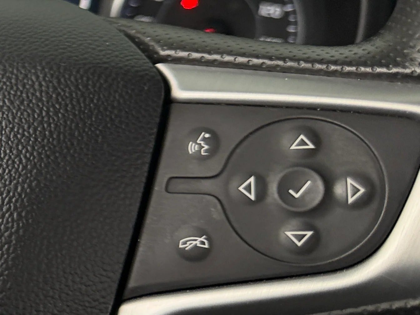 2024 GMC Terrain SLE - Photo 15