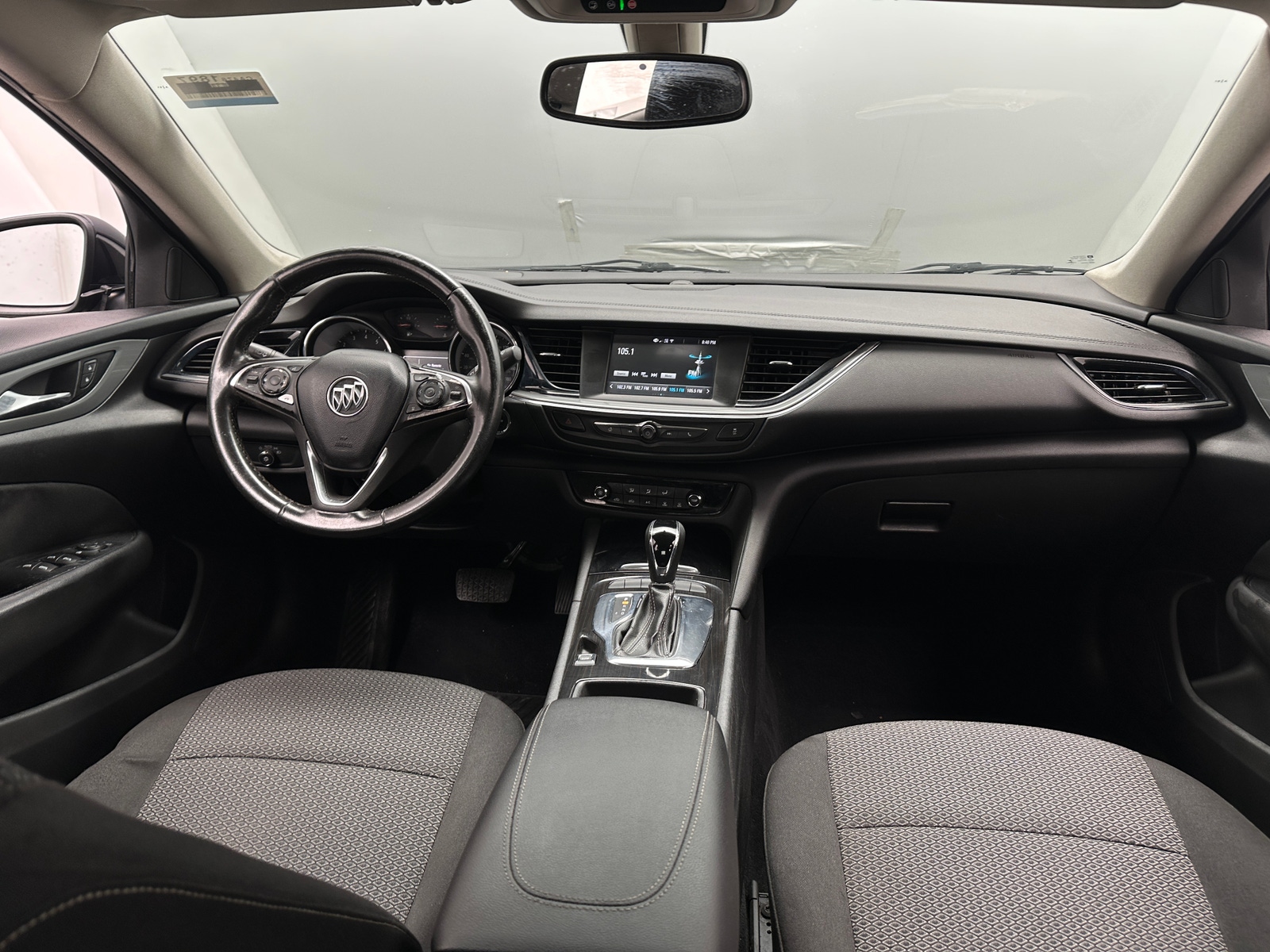 Thumbnail: 2018 Buick Regal - 3