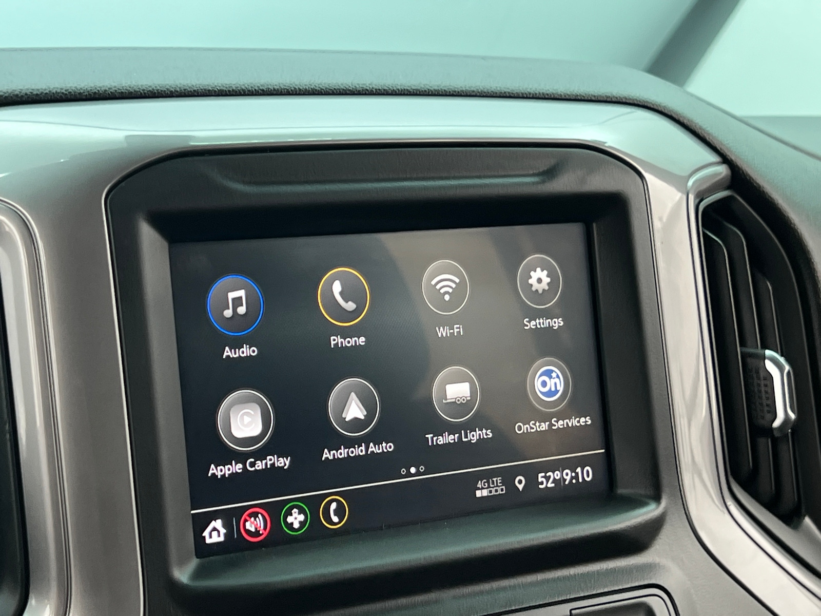 Thumbnail: 2021 Chevrolet Silverado 1500 - 4