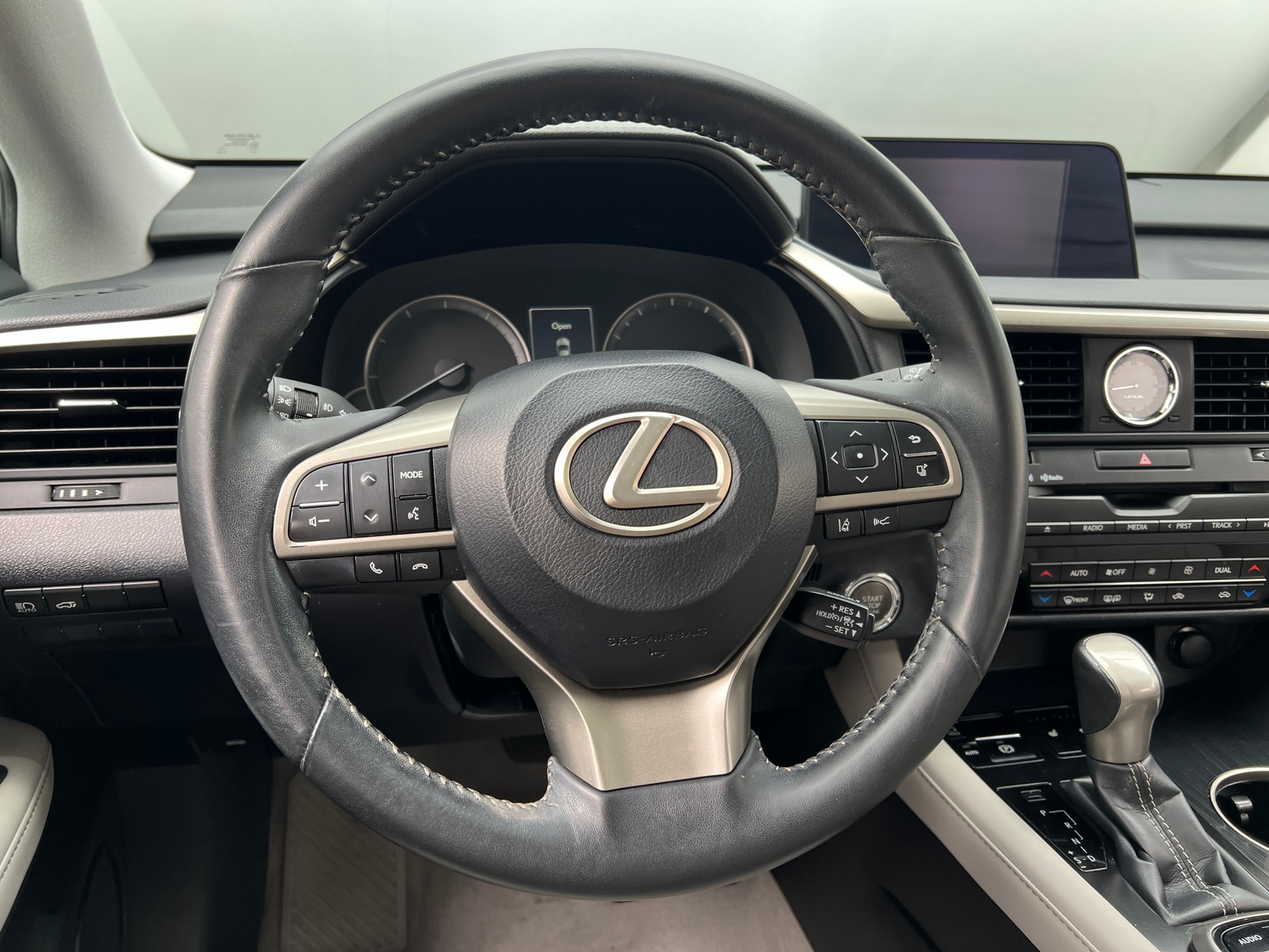 Thumbnail: 2018 Lexus RX - 5