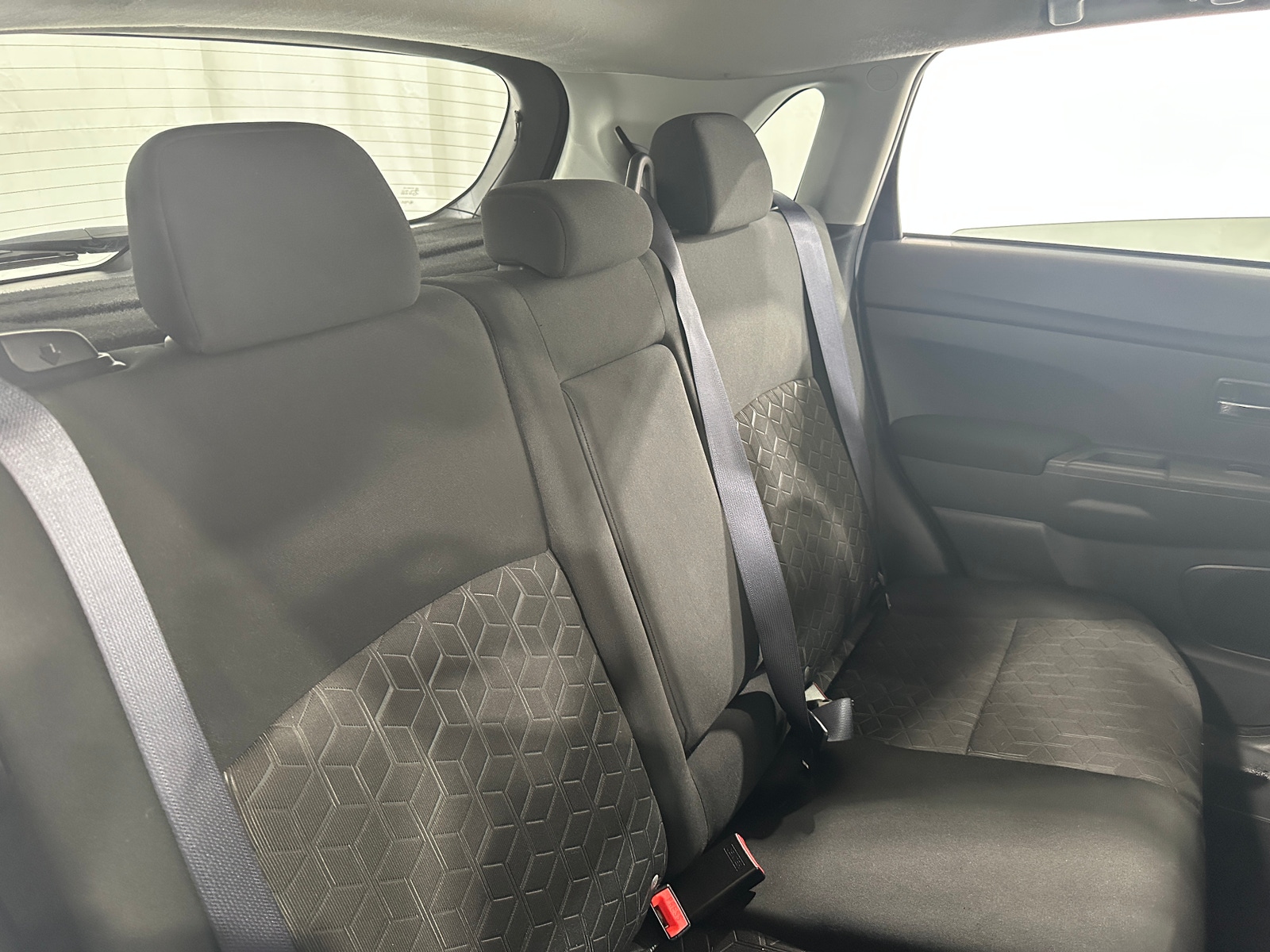 Thumbnail: 2024 Mitsubishi Outlander Sport - 6