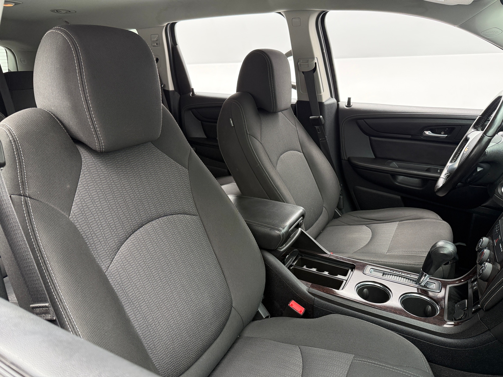 Thumbnail: 2017 Chevrolet Traverse - 2