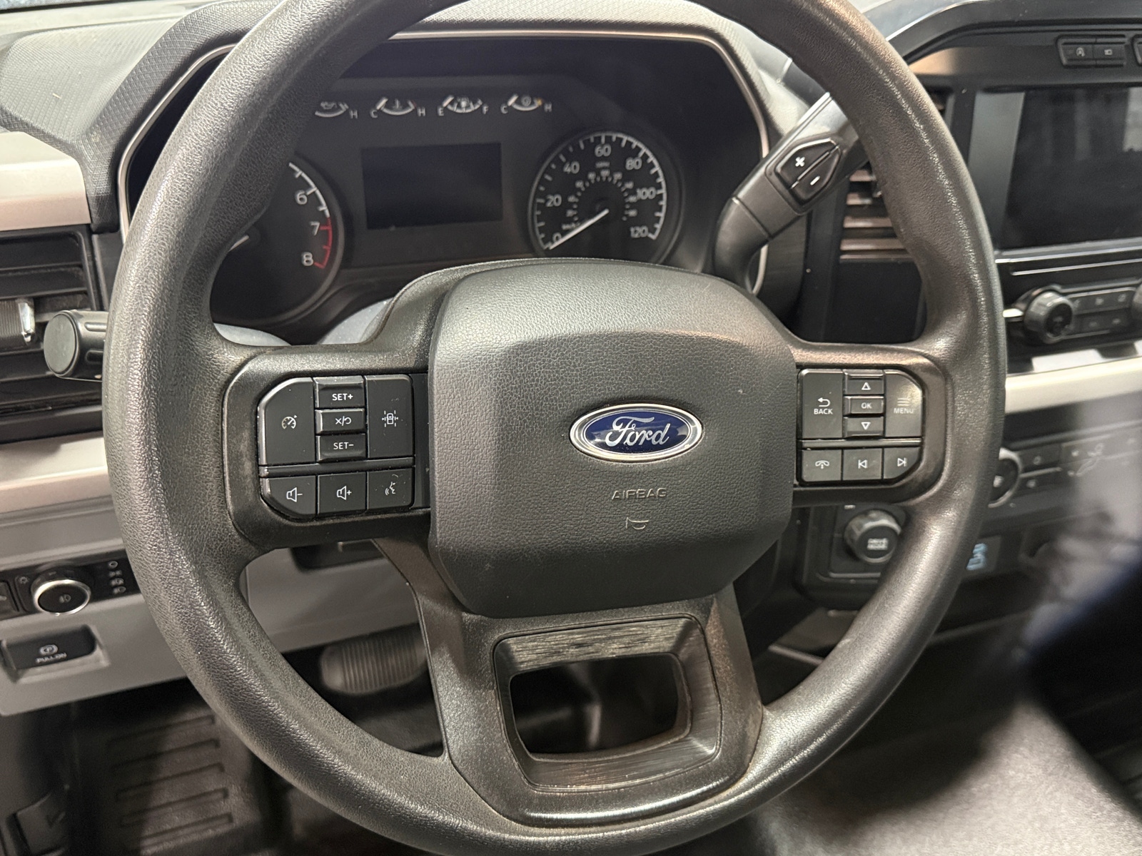 Thumbnail: 2023 Ford Econoline - 5