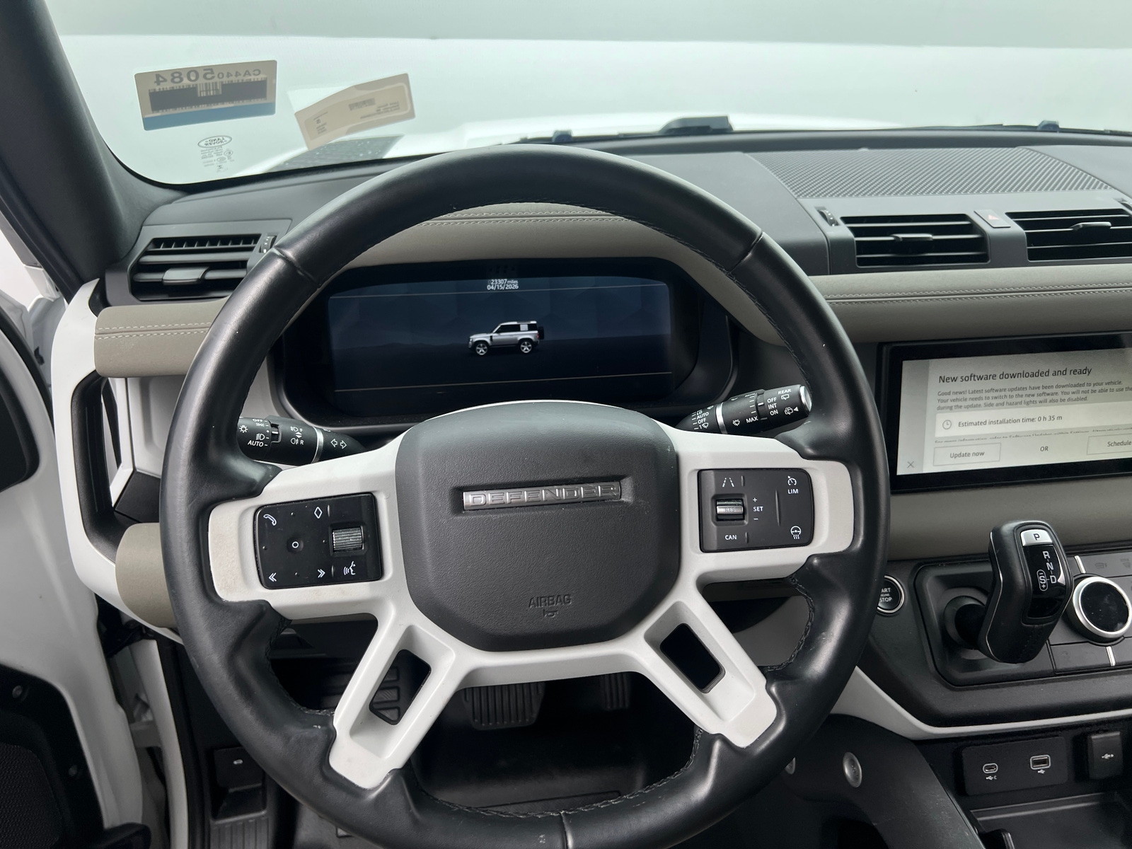 Thumbnail: 2023 Land Rover Defender - 3