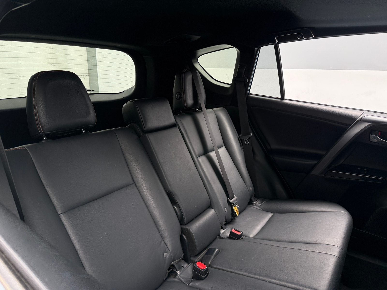 Thumbnail: 2018 Toyota RAV4 - 5