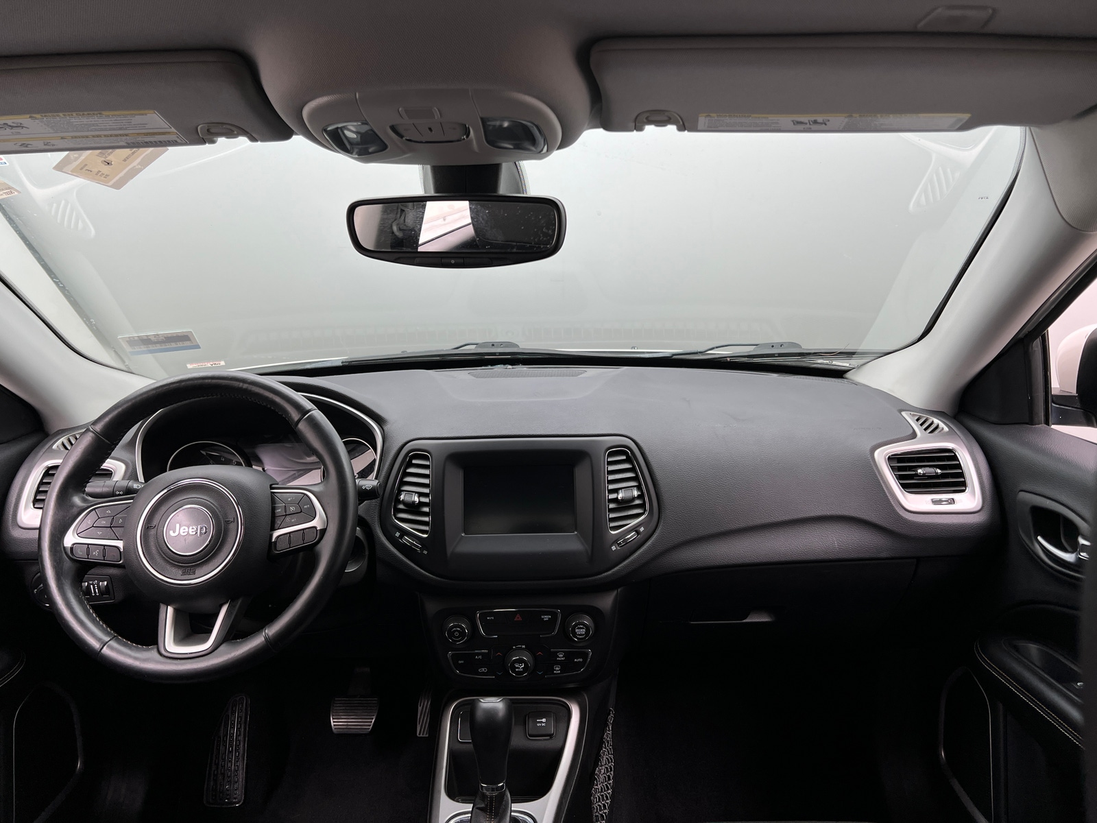 Thumbnail: 2018 Jeep Compass - 3
