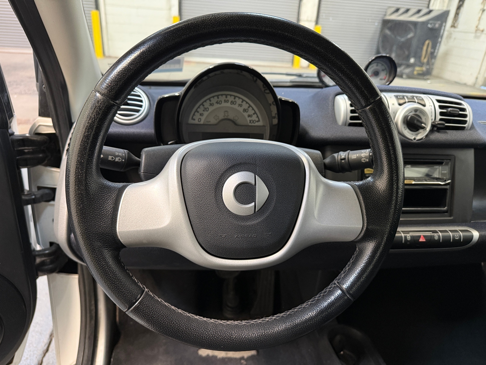 Thumbnail: 2015 smart fortwo - 5