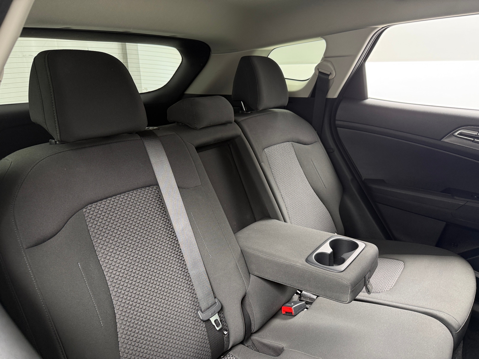 Thumbnail: 2025 Kia Sportage - 6