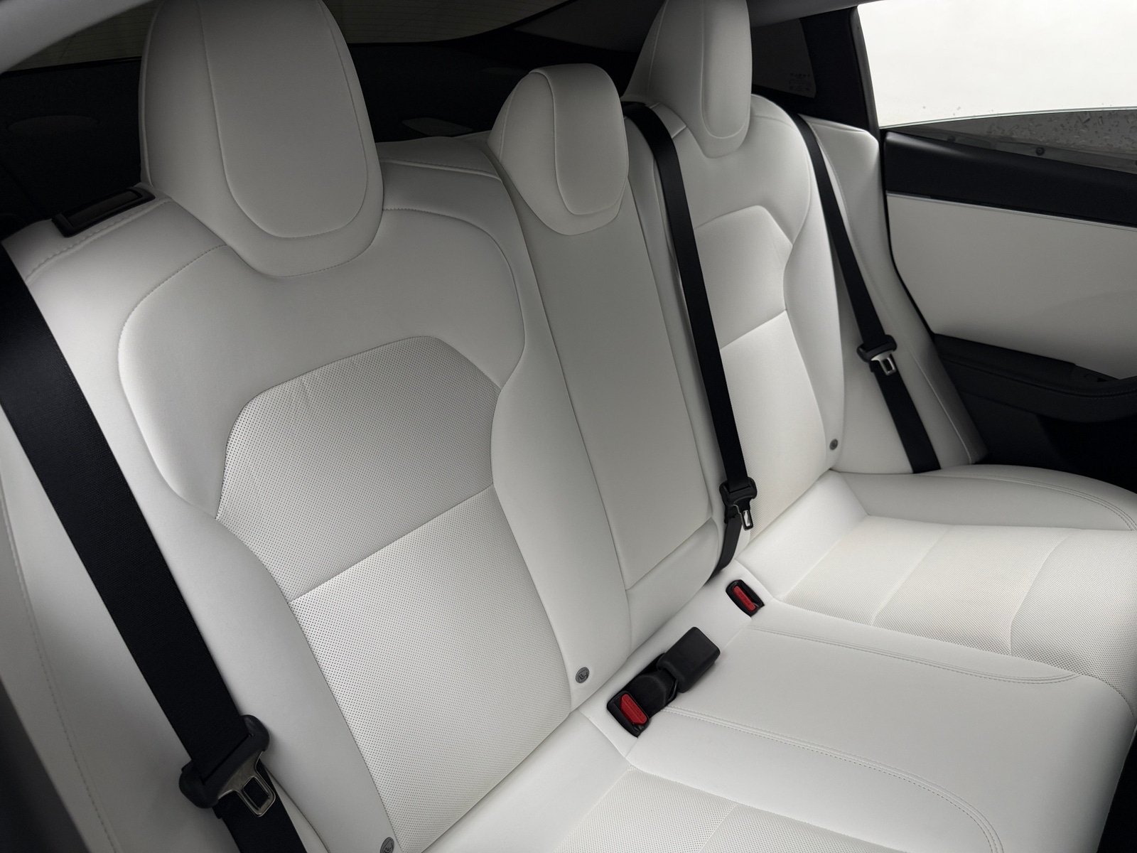 Thumbnail: 2024 Tesla Model 3 - 4