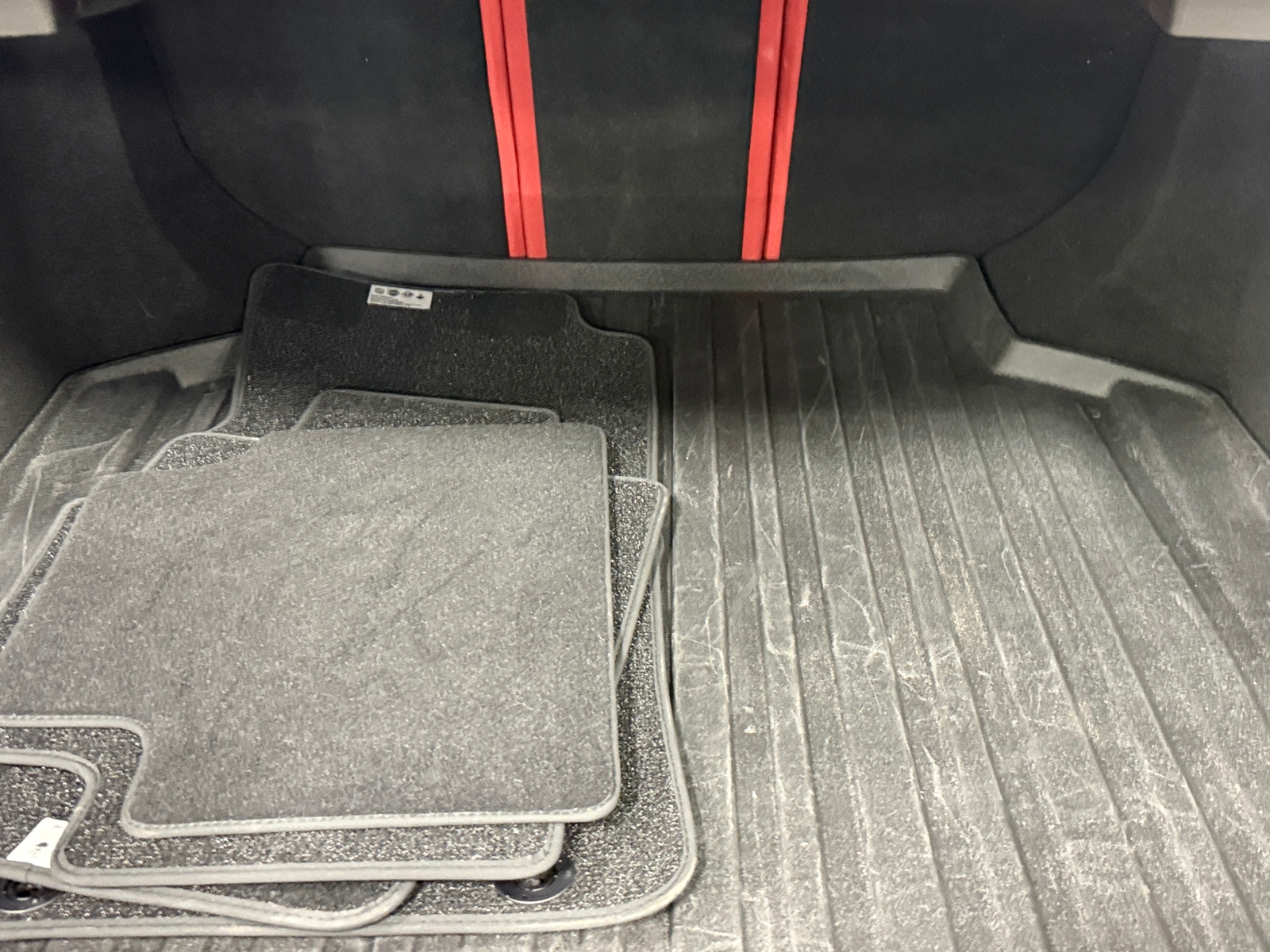 Thumbnail: 2024 Alfa Romeo Giulia - 6