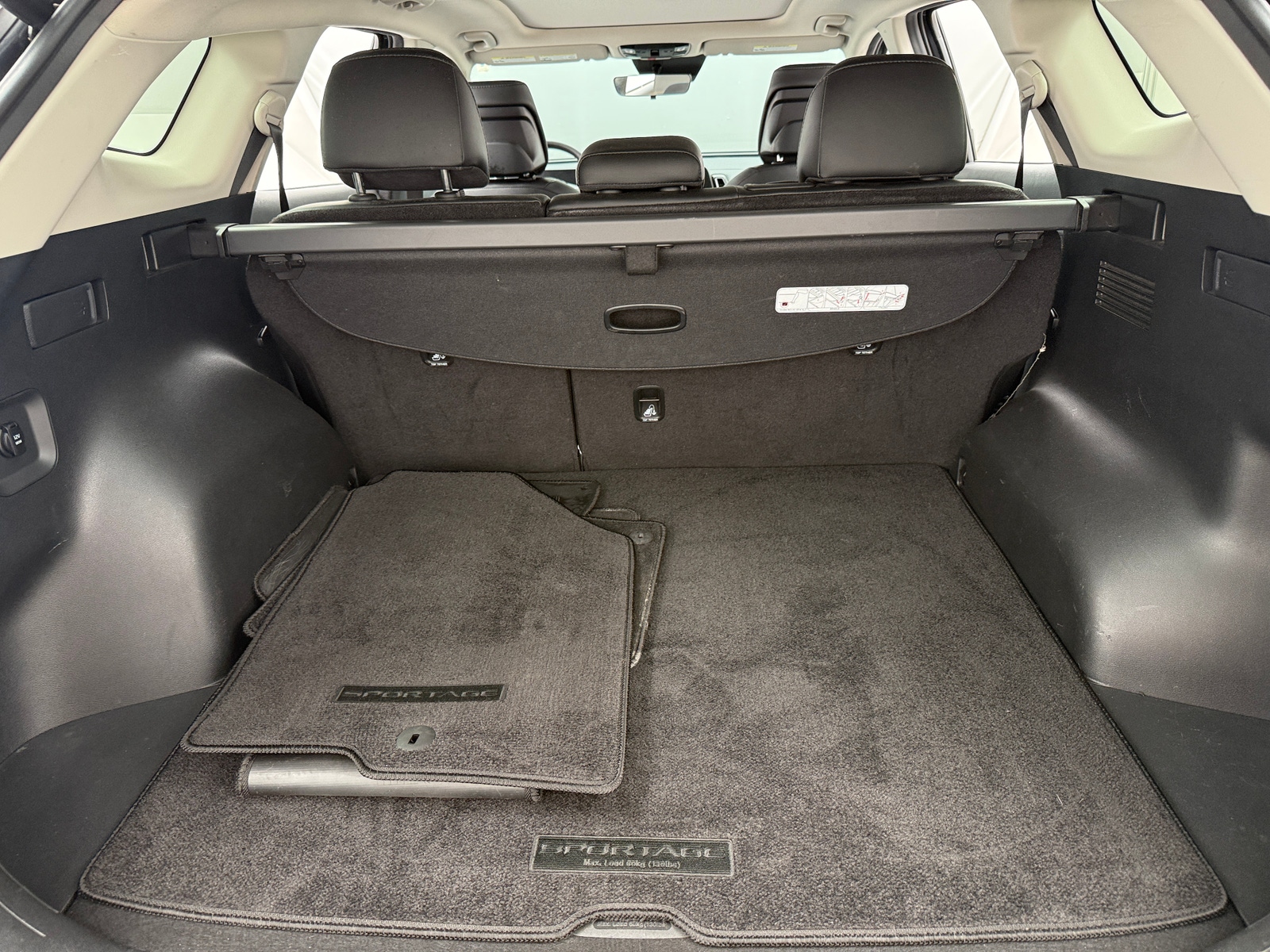 Thumbnail: 2025 Kia Sportage - 6