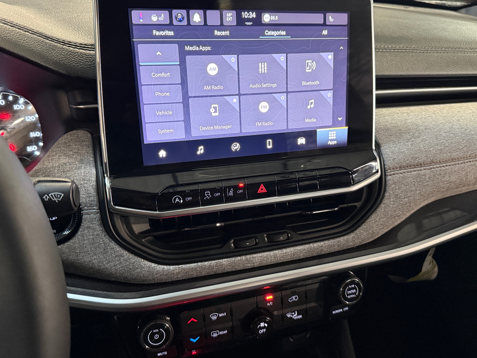 Thumbnail: 2023 Jeep Compass - 3