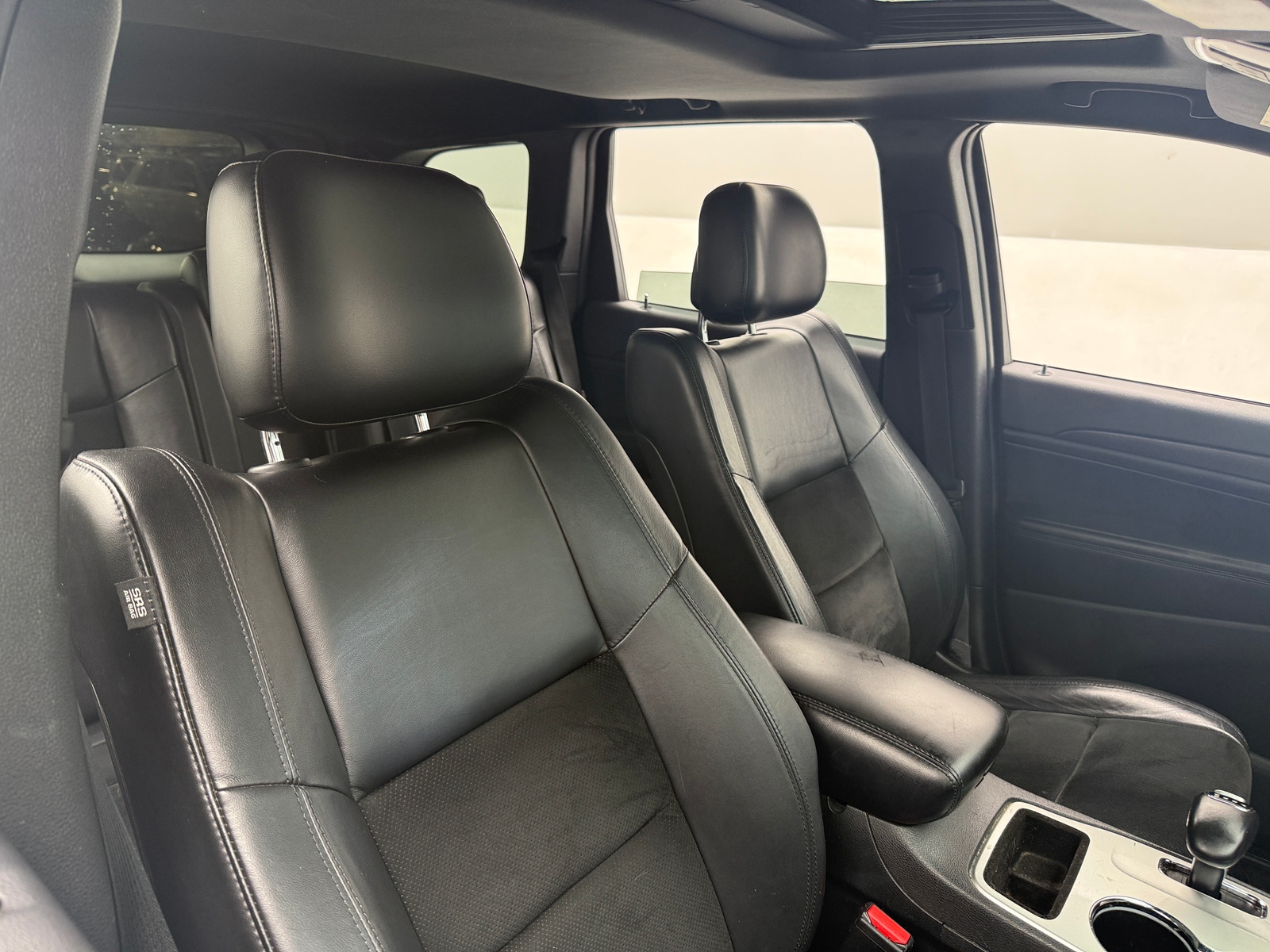 Thumbnail: 2015 Jeep Grand Cherokee - 2