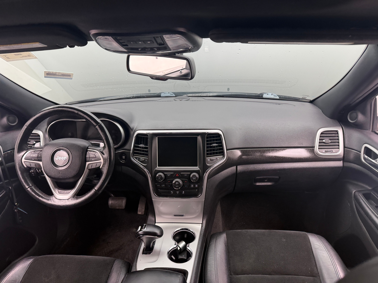 Thumbnail: 2015 Jeep Grand Cherokee - 3