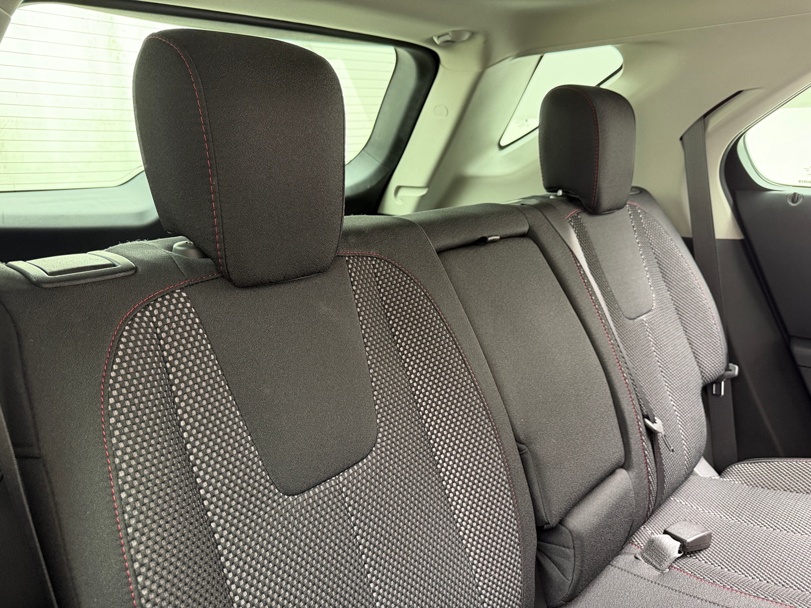 Thumbnail: 2017 Chevrolet Equinox - 6