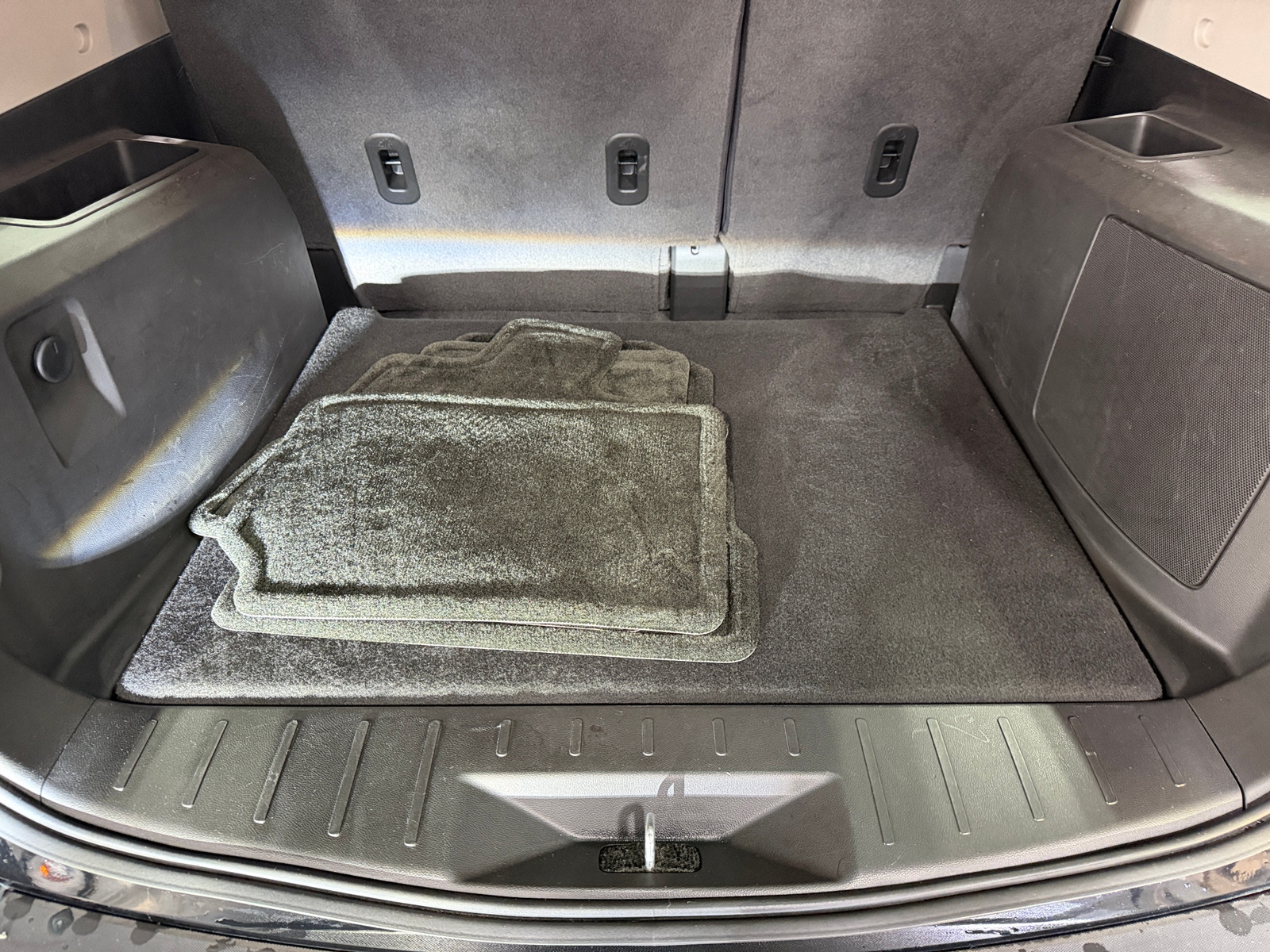 Thumbnail: 2017 Chevrolet Equinox - 7