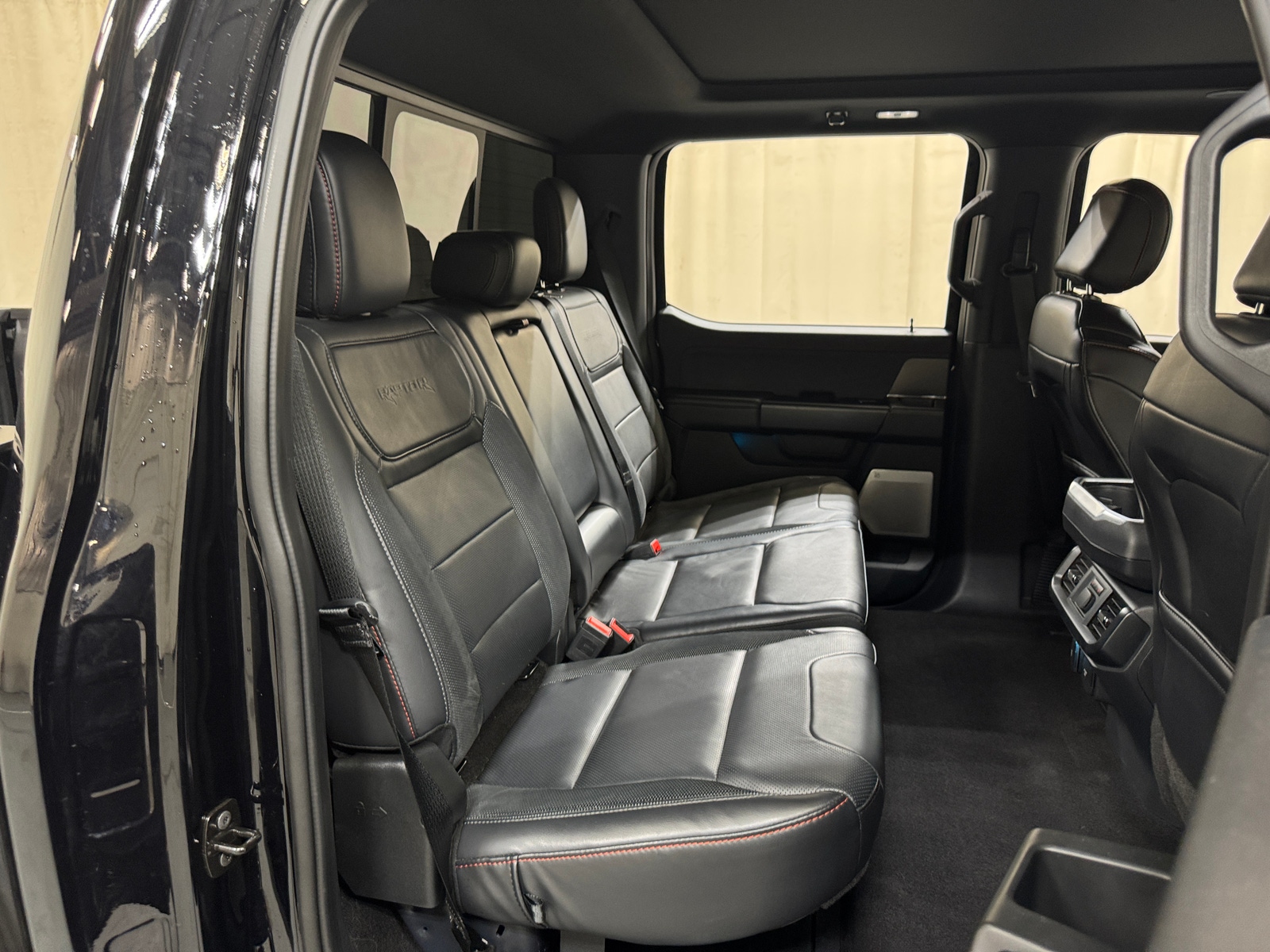 Thumbnail: 2024 Ford Econoline - 5